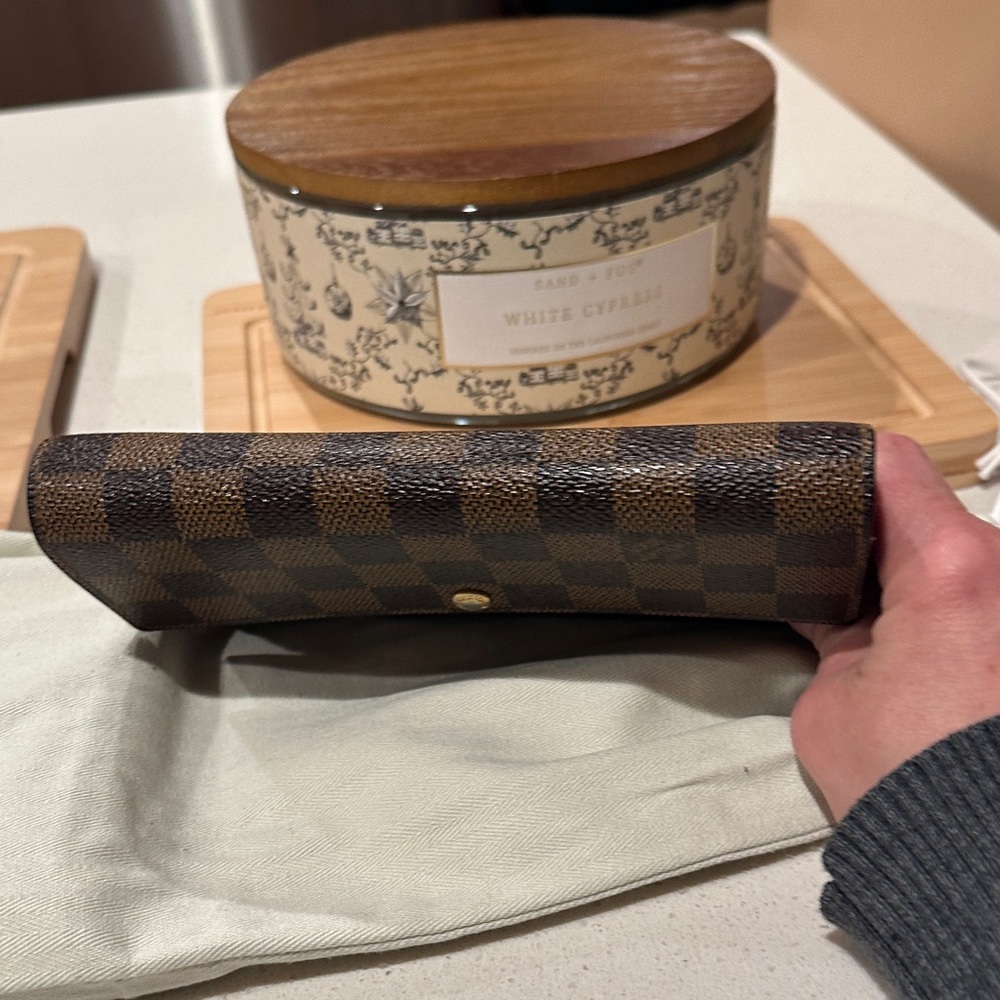 Checkered Brown Wallet - Picture 3 of 9